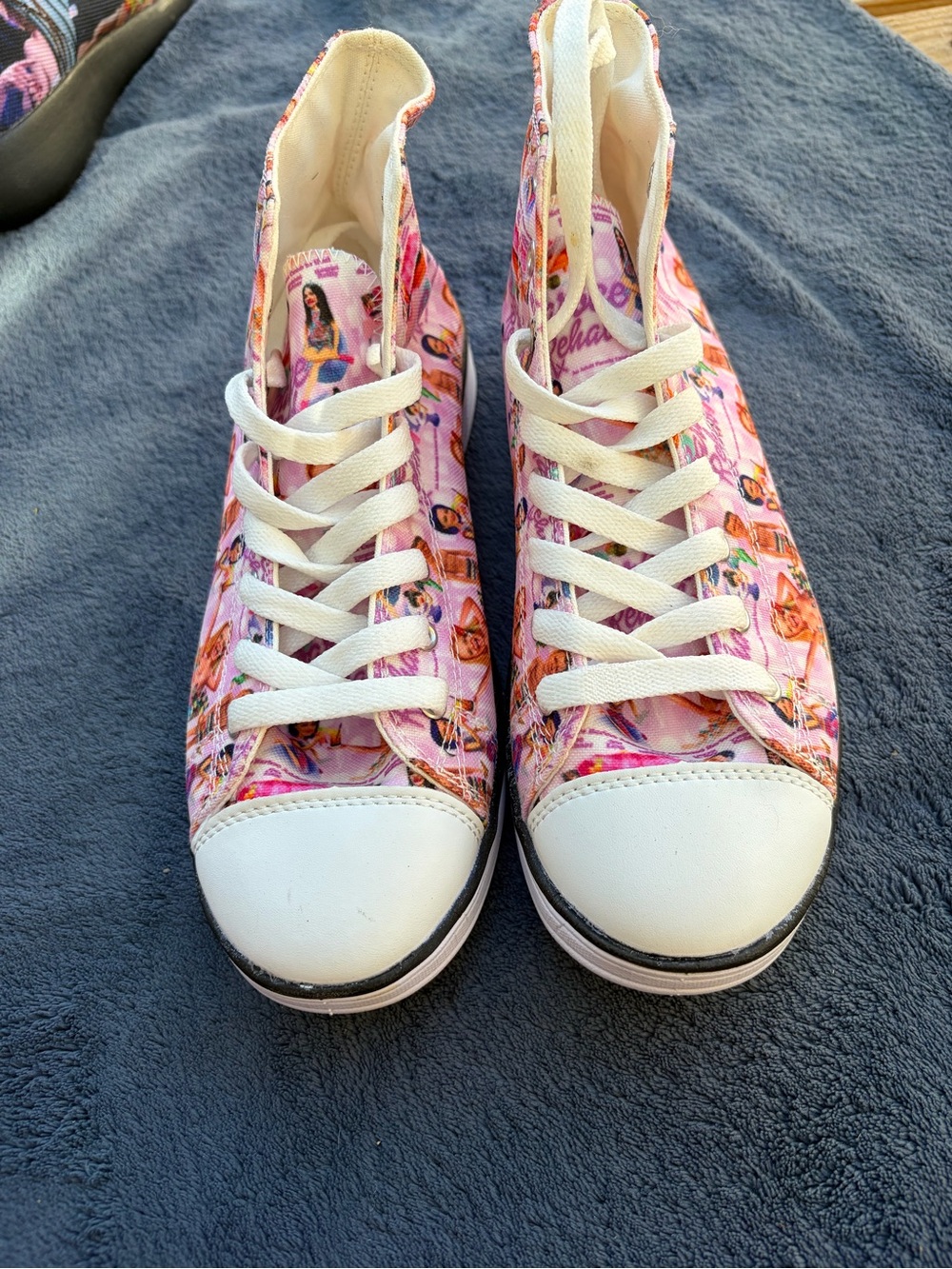 Barbee Rehab TV Show Pink Patterned High-Top Women's Sneakers